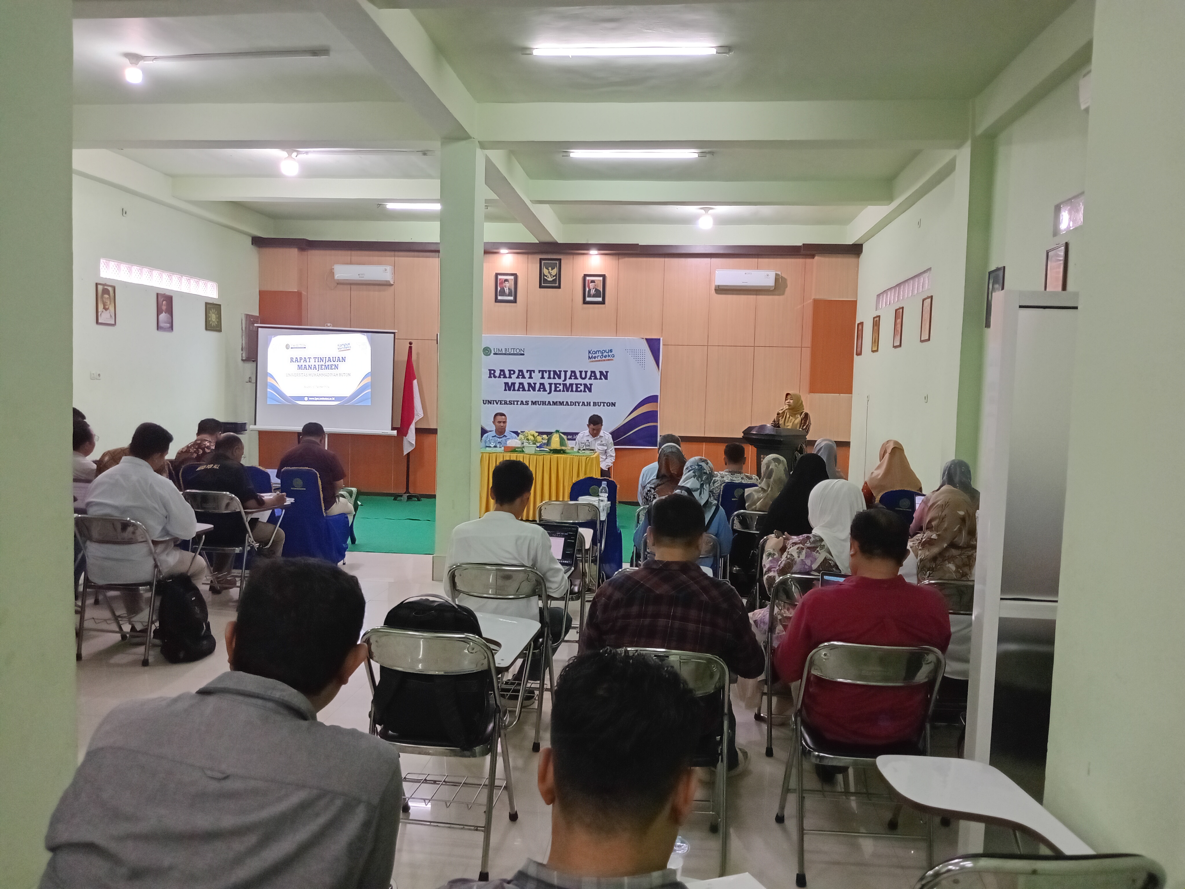Lembaga Penjaminan Mutu Universitas Muhammadiyah Buton Menggelar Rapat Tinjauan Manajemen Tahun 2024