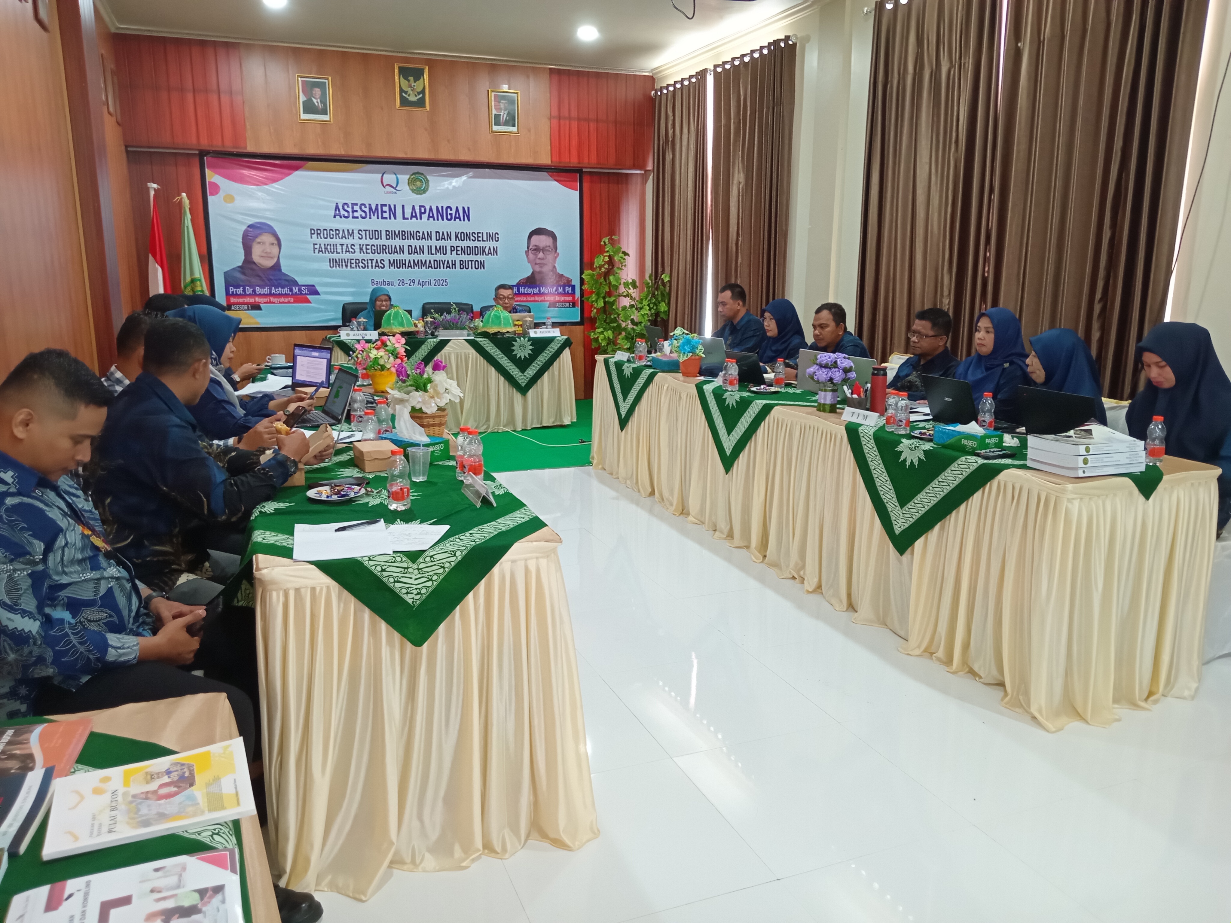 Lembaga Penjaminan Mutu Universitas Muhammadiyah Buton Kawal Asesmen Lapangan Program Studi Bimbingan dan Konseling FKIP, Hadirkan Prof. Budi Astuti dari UNY dan Dr. Hidayat Maruf dari UIN Antasari