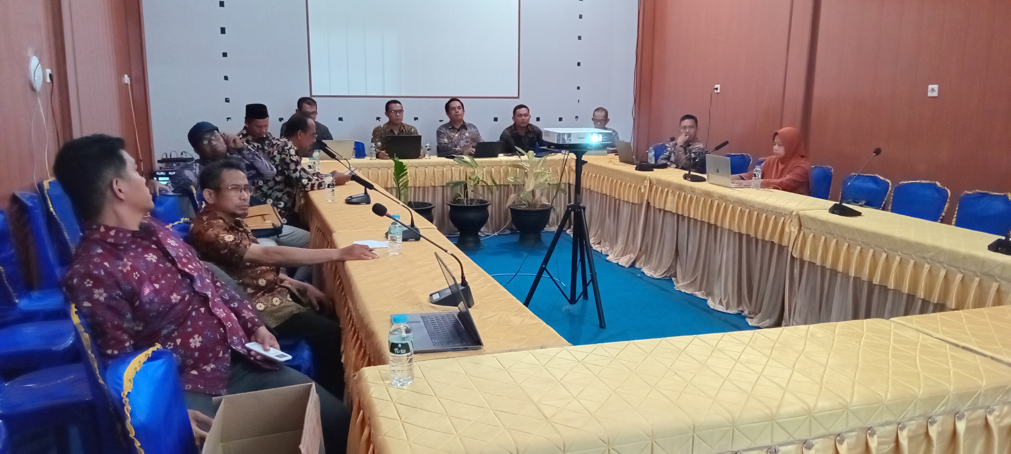 Lembaga Penjaminan Mutu Mengadakan Kegiatan Pendampingan Borang Akreditasi Program Studi Ahwal As Syakhsiyah Fakultas Agama Islam Universitas Muhammadiyah Buton