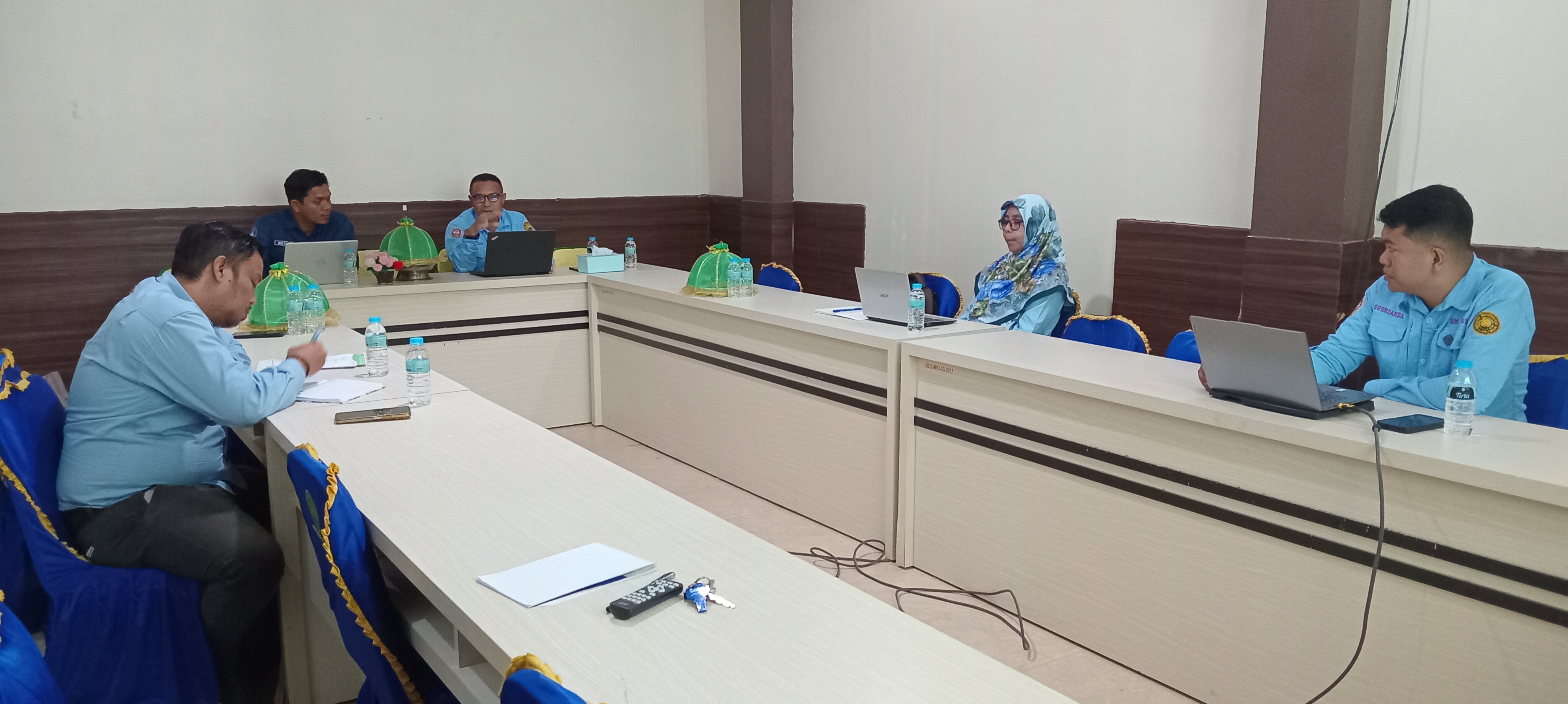 Lembaga Penjaminan Mutu STIKes IST Buton Lakukan Studi Banding ke Universitas Muhammadiyah Buton Untuk Tingkatkan Kualitas Penjaminan Mutu