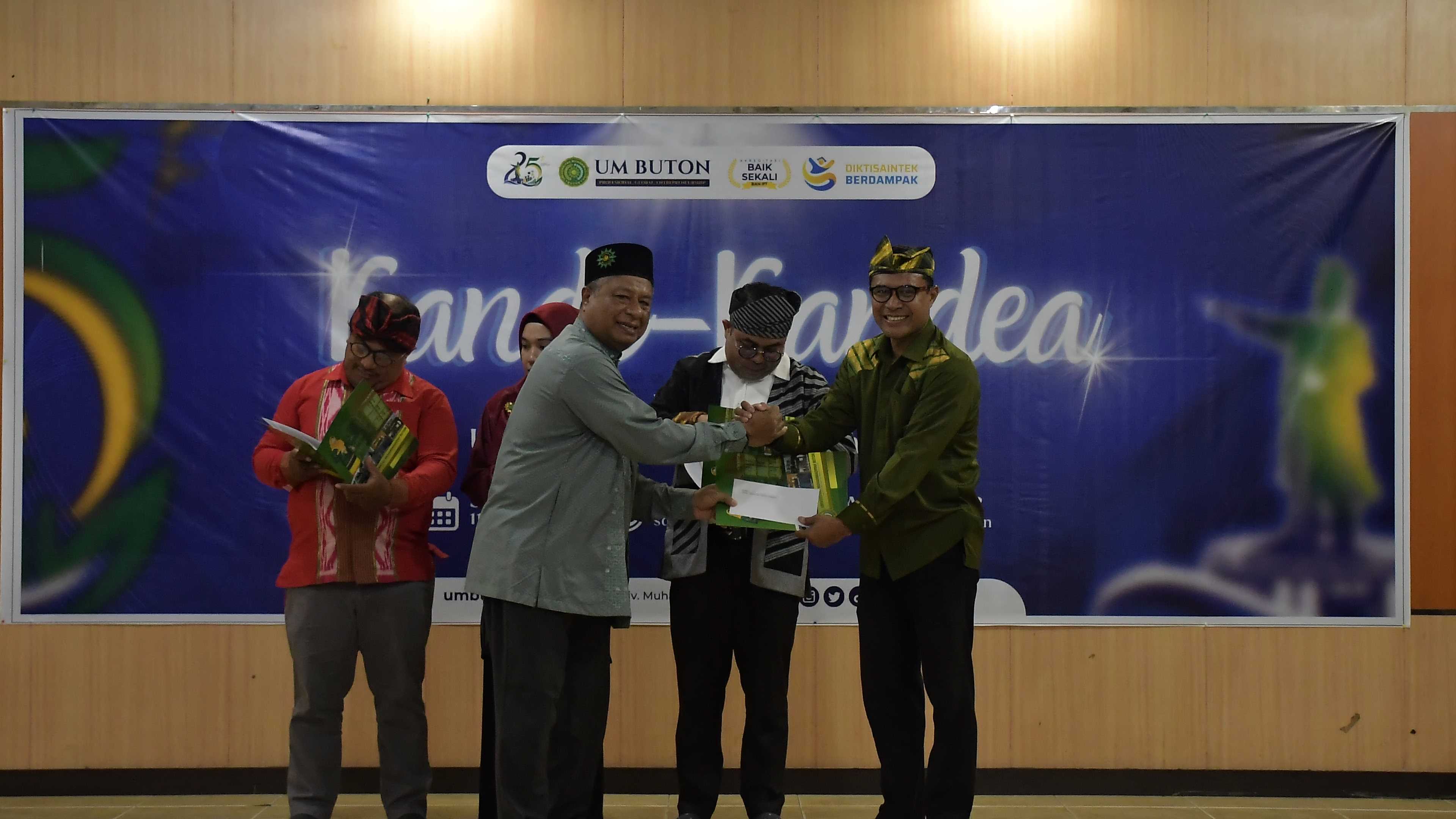 Lembaga Penjaminan Mutu Raih Juara 2 Lomba Tata Administrasi dan Kebersihan Ruangan dalam Pekande-Kandea Milad Universitas Muhammadiyah Buton ke-25 Tahun