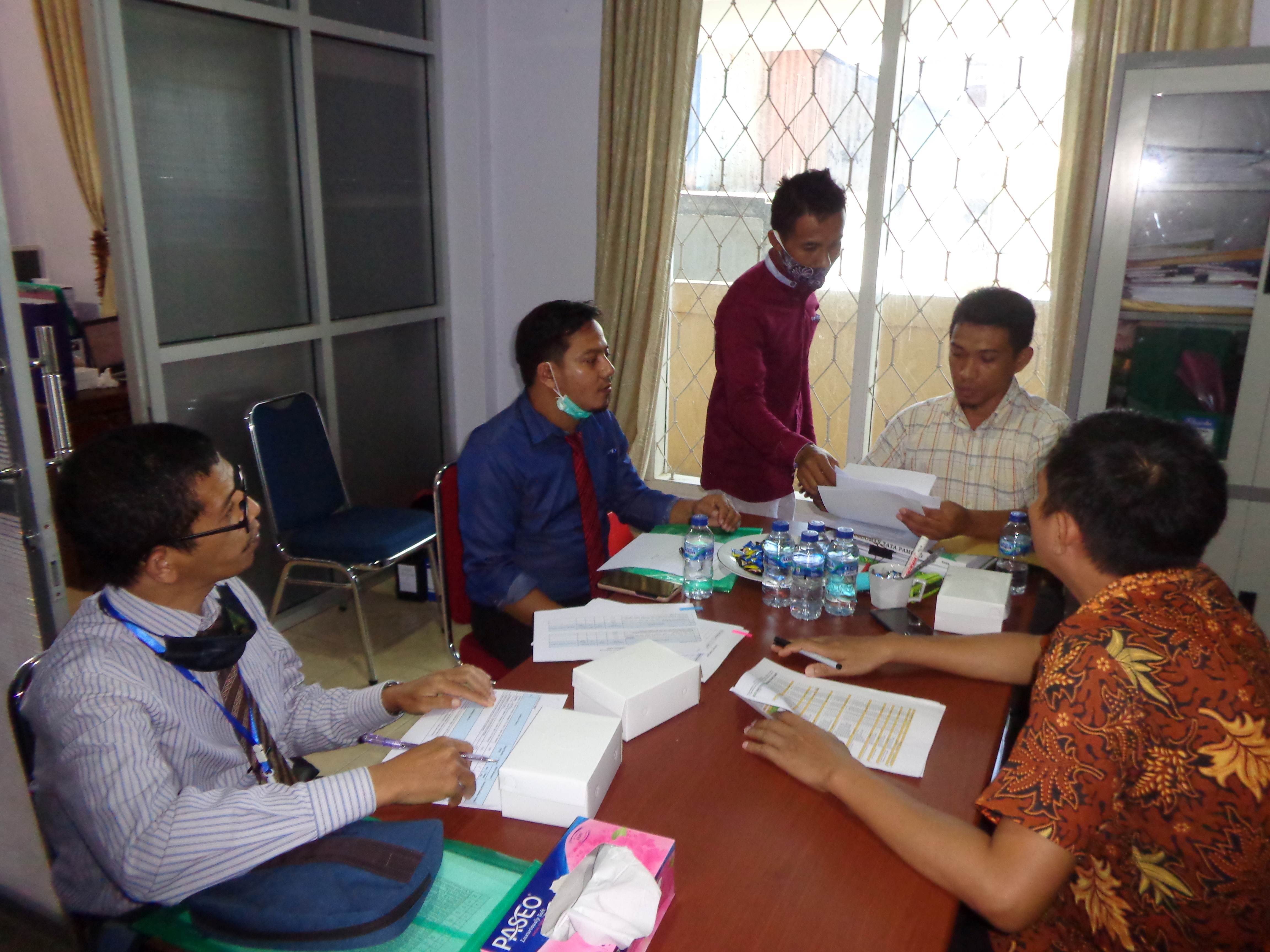 Tim Auditor Melaksanakan Kegiatan Audit Mutu Internal di Lembaga Penjaminan Mutu Universitas Muhammadiyah Buton 2021