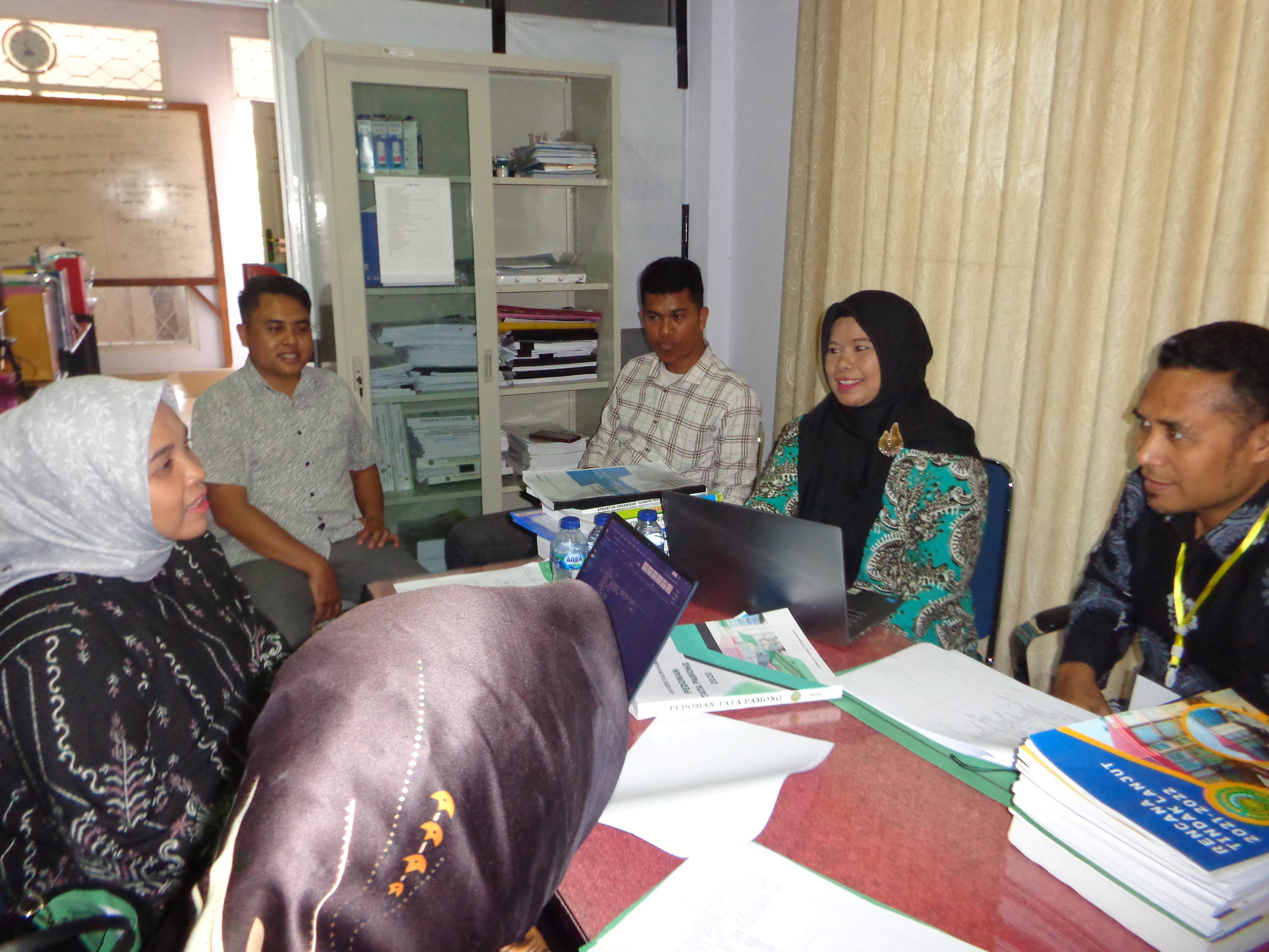 Tim Auditor Melaksanakan Audit Mutu Internal (AMI) di Lembaga Penjaminan Mutu Universitas Muhammadiyah Buton 2023